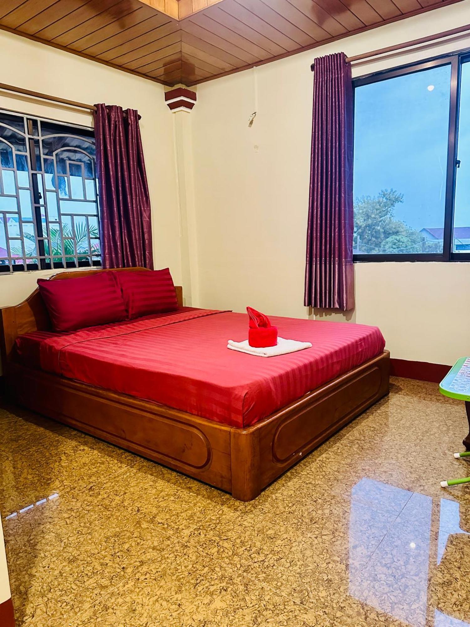 Savet Guesthouse Stoeng Treng Экстерьер фото